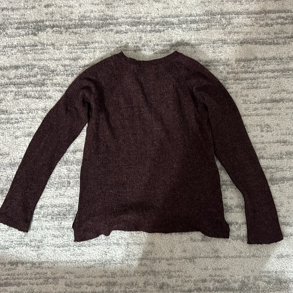Maroon sweater - Picture 5 of 5